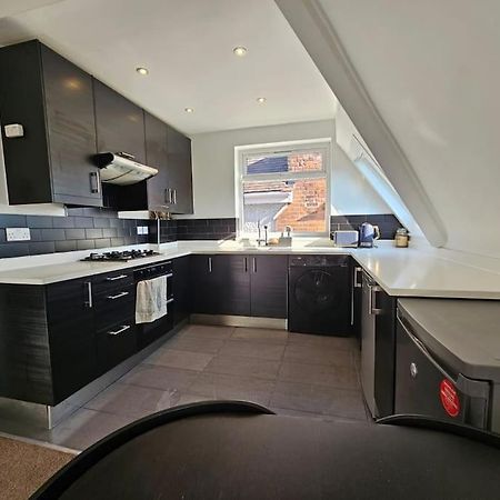 2 Bedroom Flat In Camden Лондон Экстерьер фото